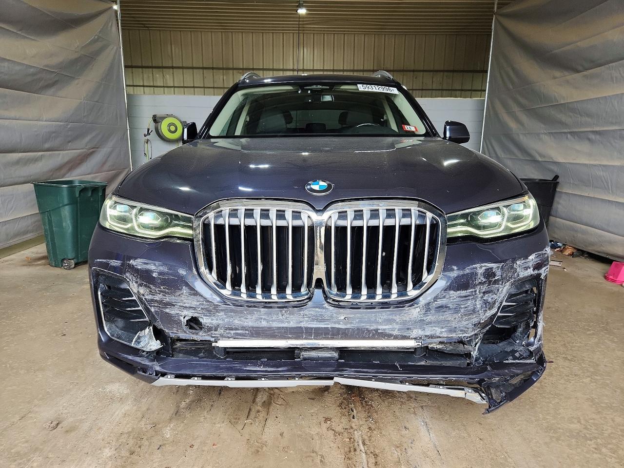 2022 BMW X7 xDrive40I - zdjęcie 5