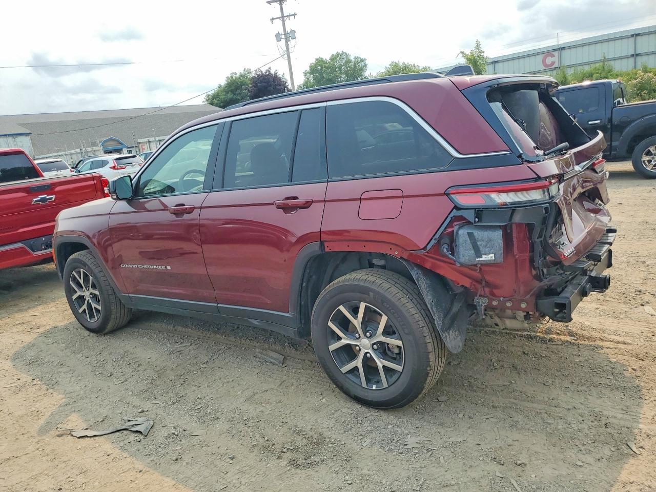 2025 Jeep Grand Cherokee Limited - zdjęcie 2