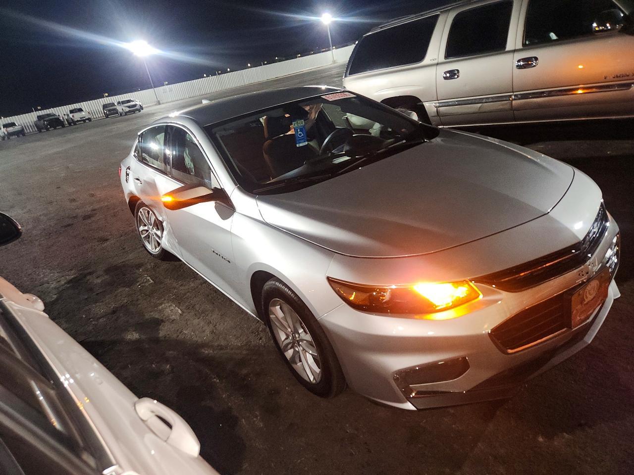 2017 Chev Malibu Lt - zdjęcie 4