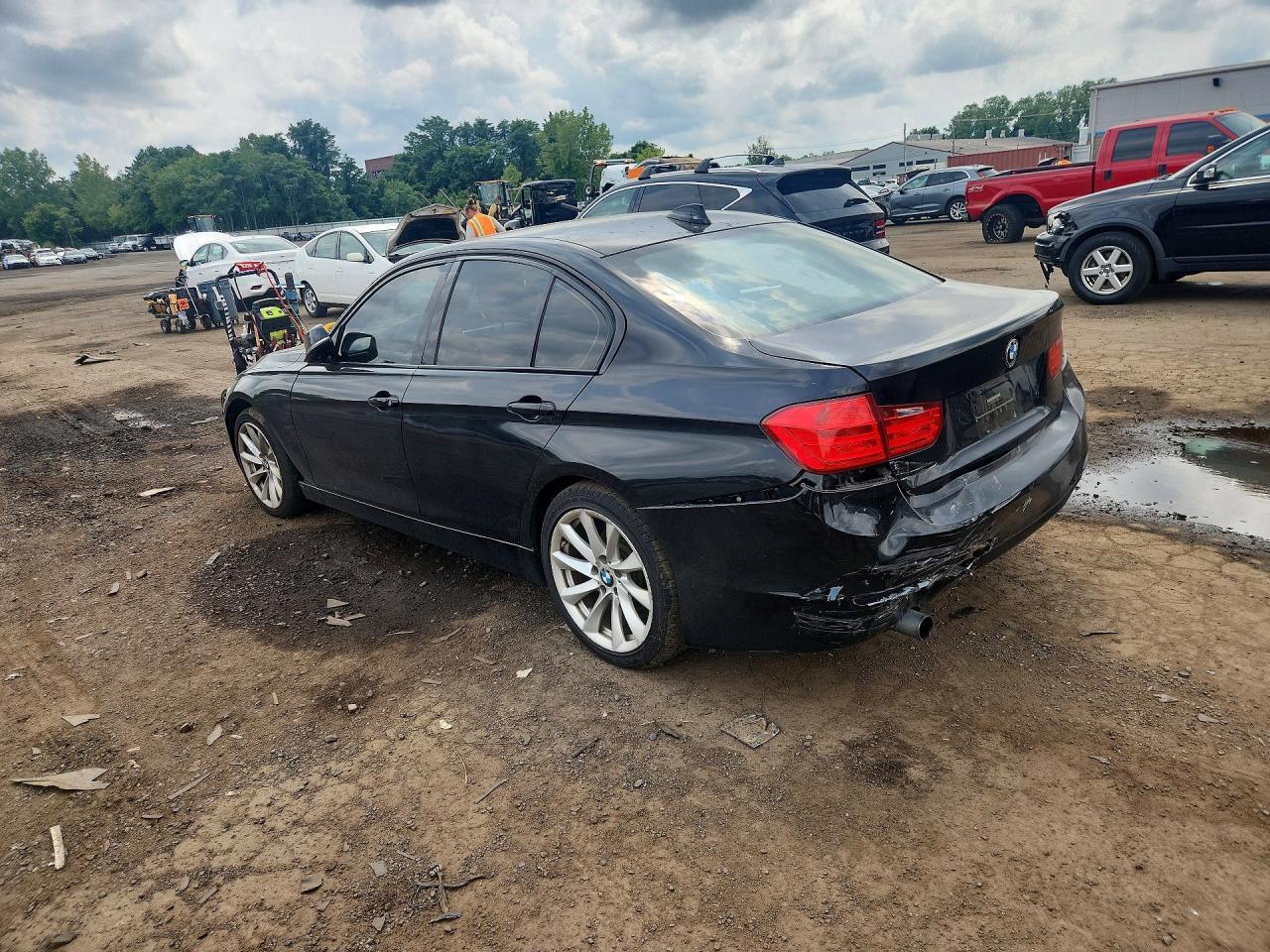 2015 BMW 320 I xDrive - zdjęcie 2