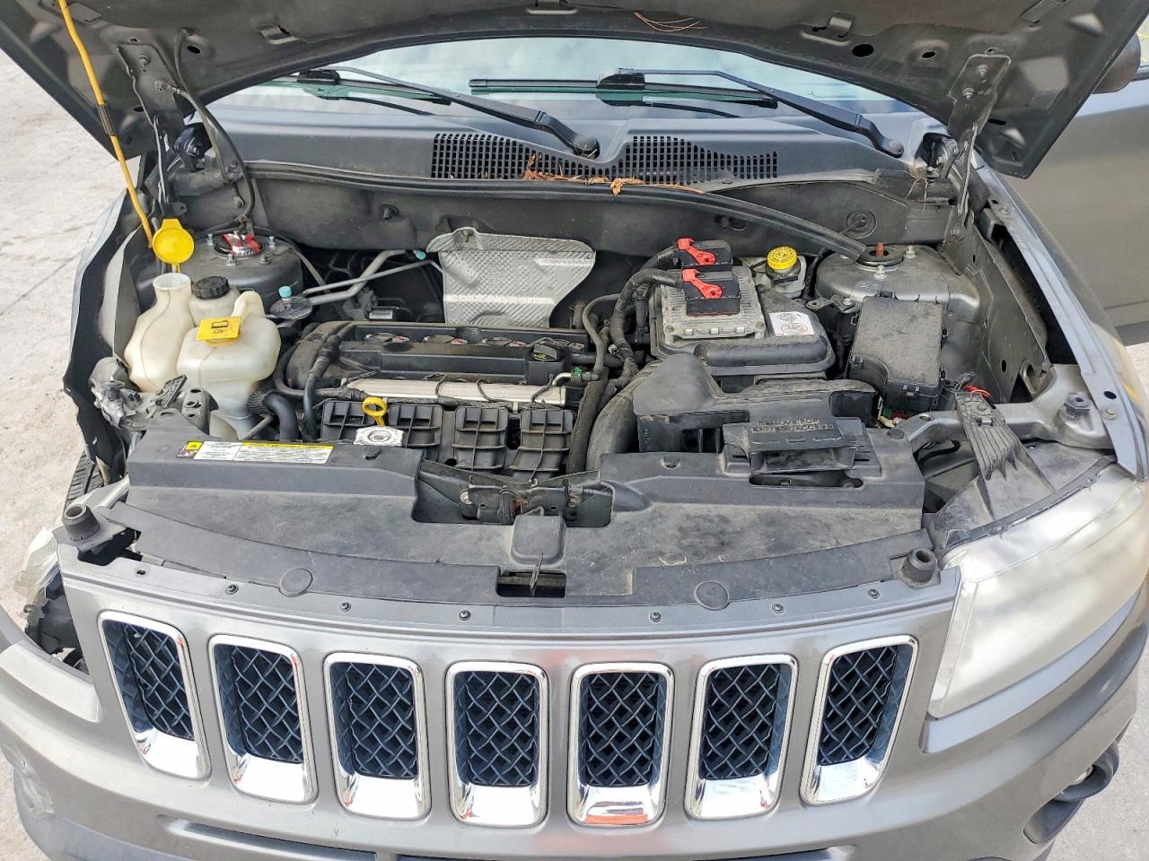 2013 Jeep Compass Sport - zdjęcie 12