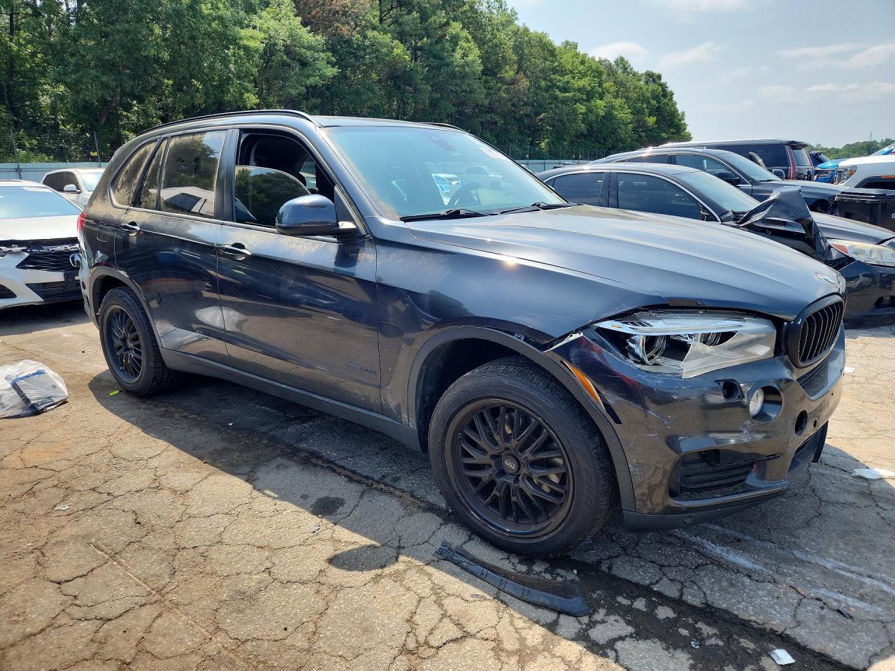 2016 BMW X5 xDrive35I - zdjęcie 4