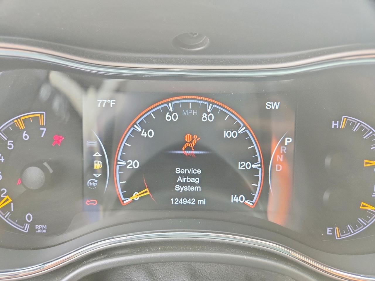 2021 Jeep Grand Cherokee Limited - zdjęcie 9