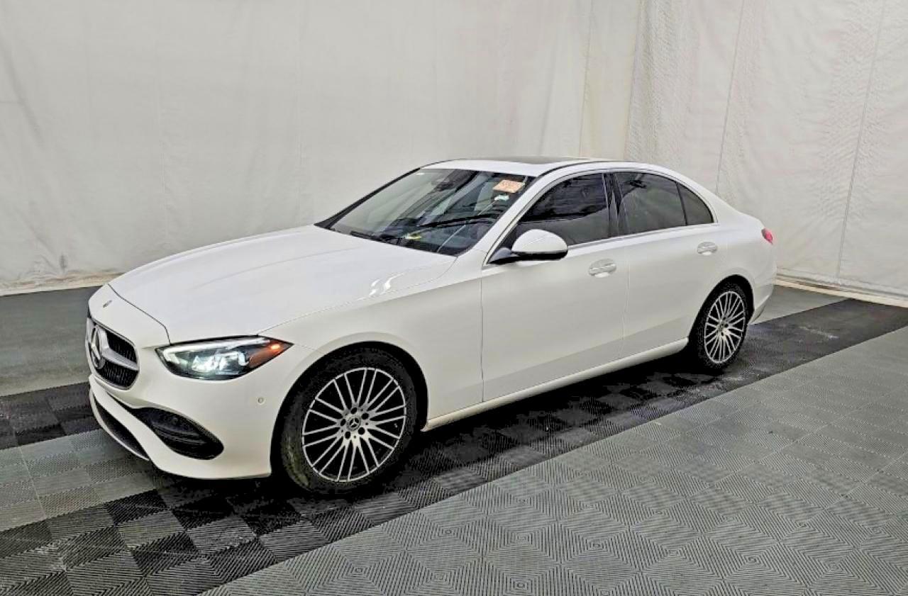 2023 Mercedes-Benz C 300 4Matic - zdjęcie 2