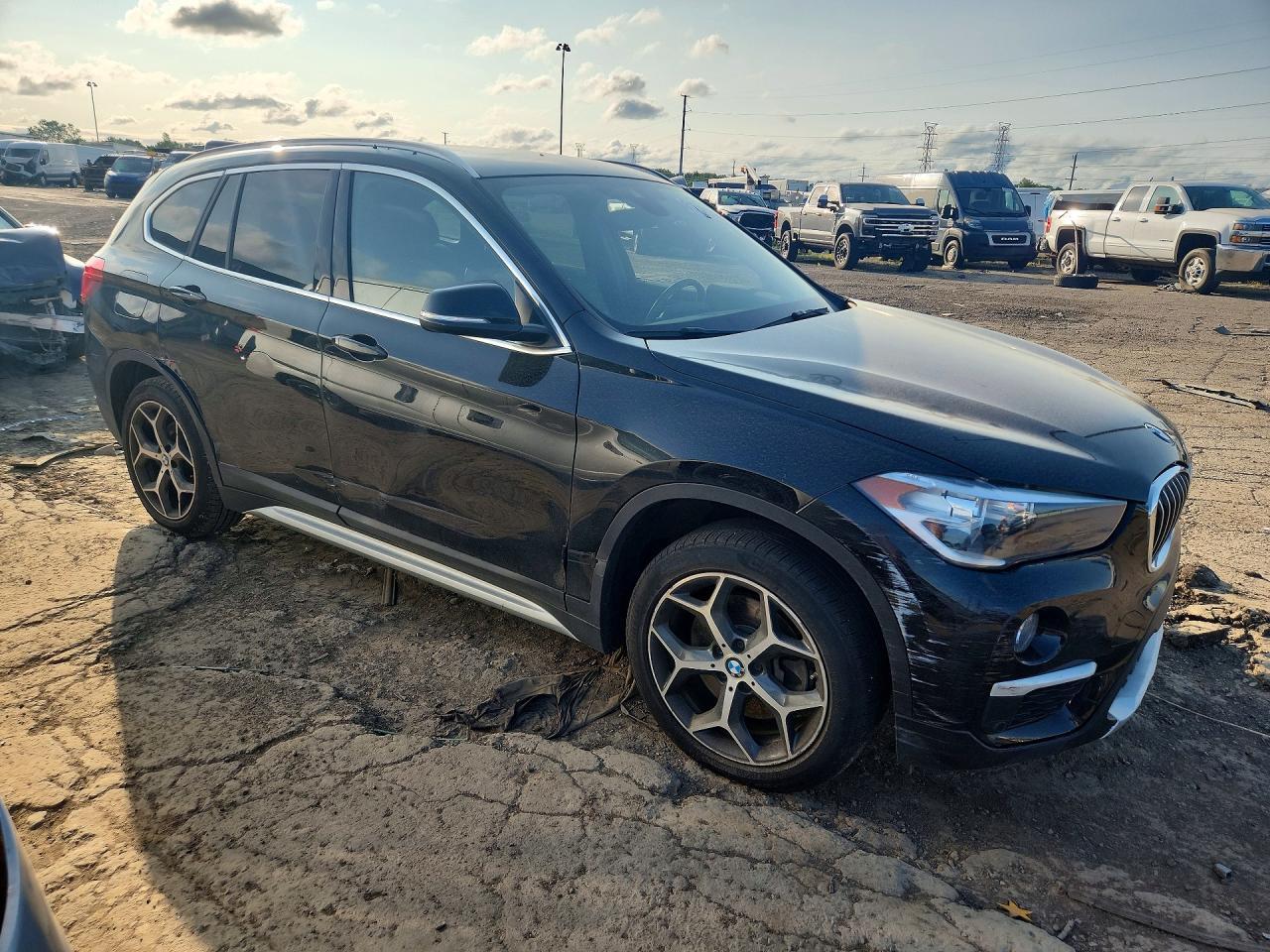 2019 BMW X1 xDrive28I - zdjęcie 4