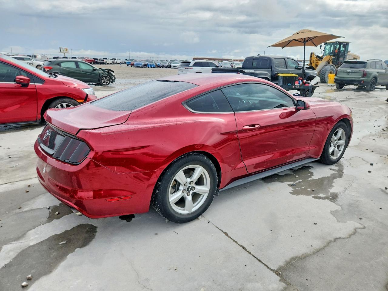 2017 Ford Mustang - zdjęcie 3