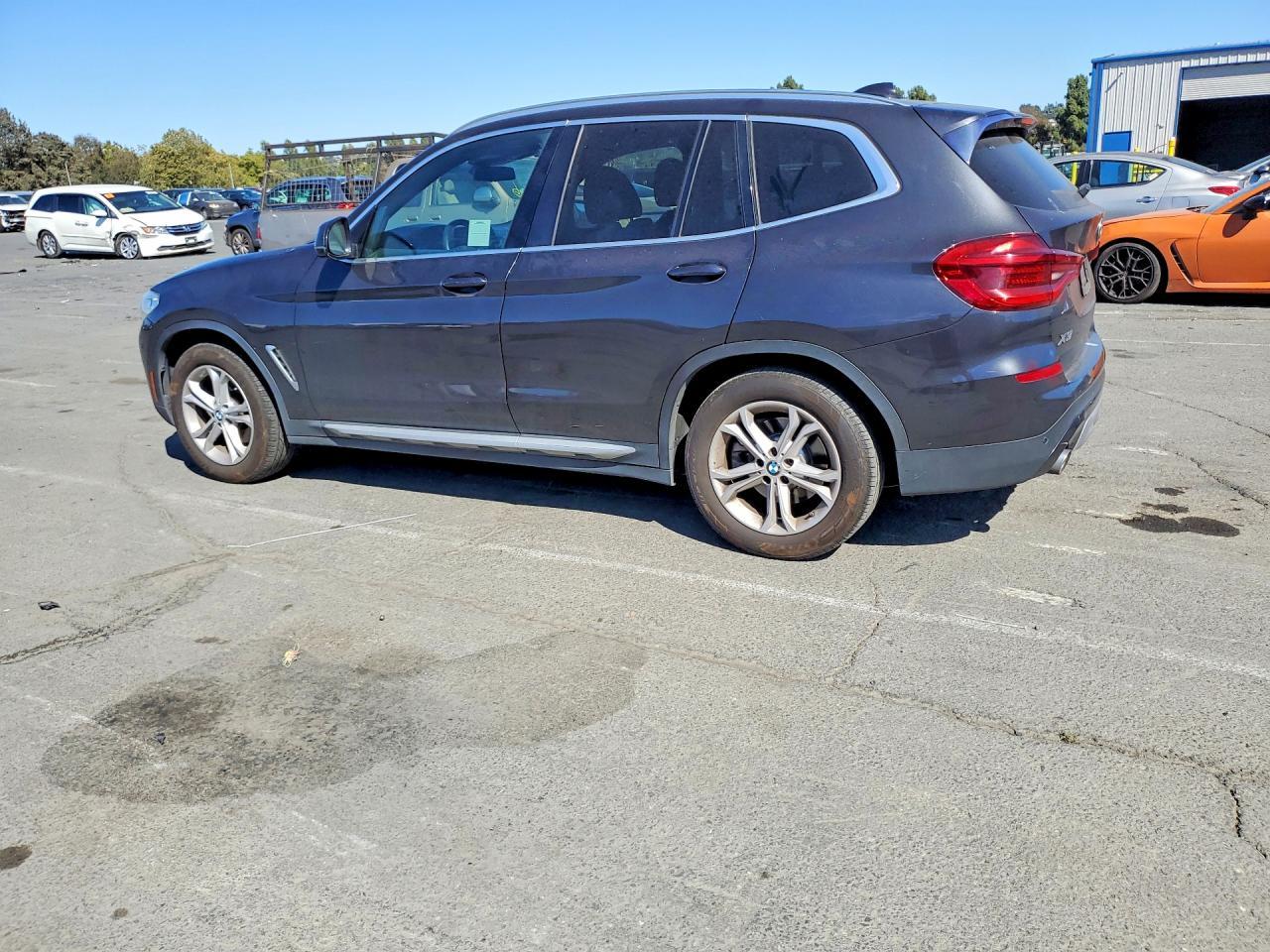 2020 BMW X3 Sdrive30I - zdjęcie 2