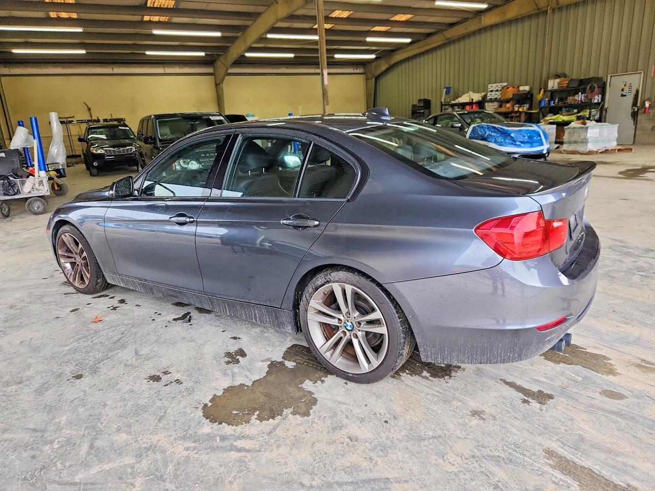 2014 BMW 328 I - zdjęcie 2