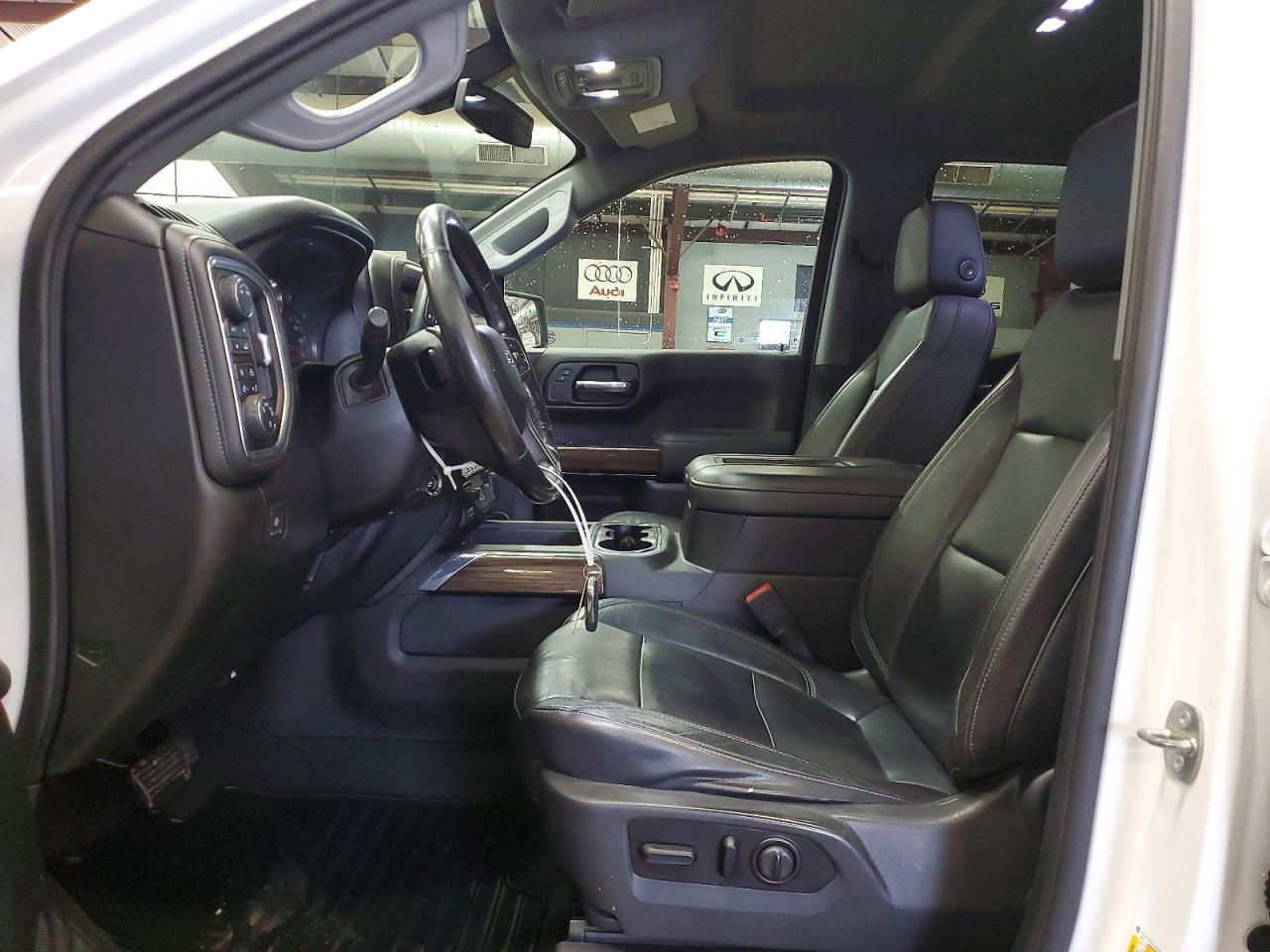 2020 Chevrolet Silverado K1500 Rst - zdjęcie 7