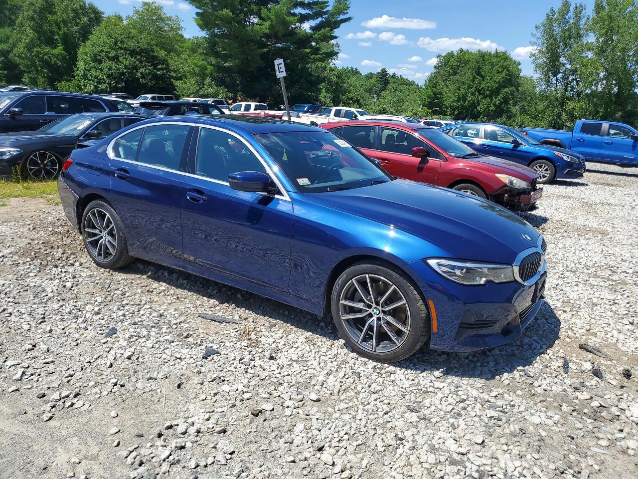 2019 BMW Seria 3 330i - zdjęcie 4