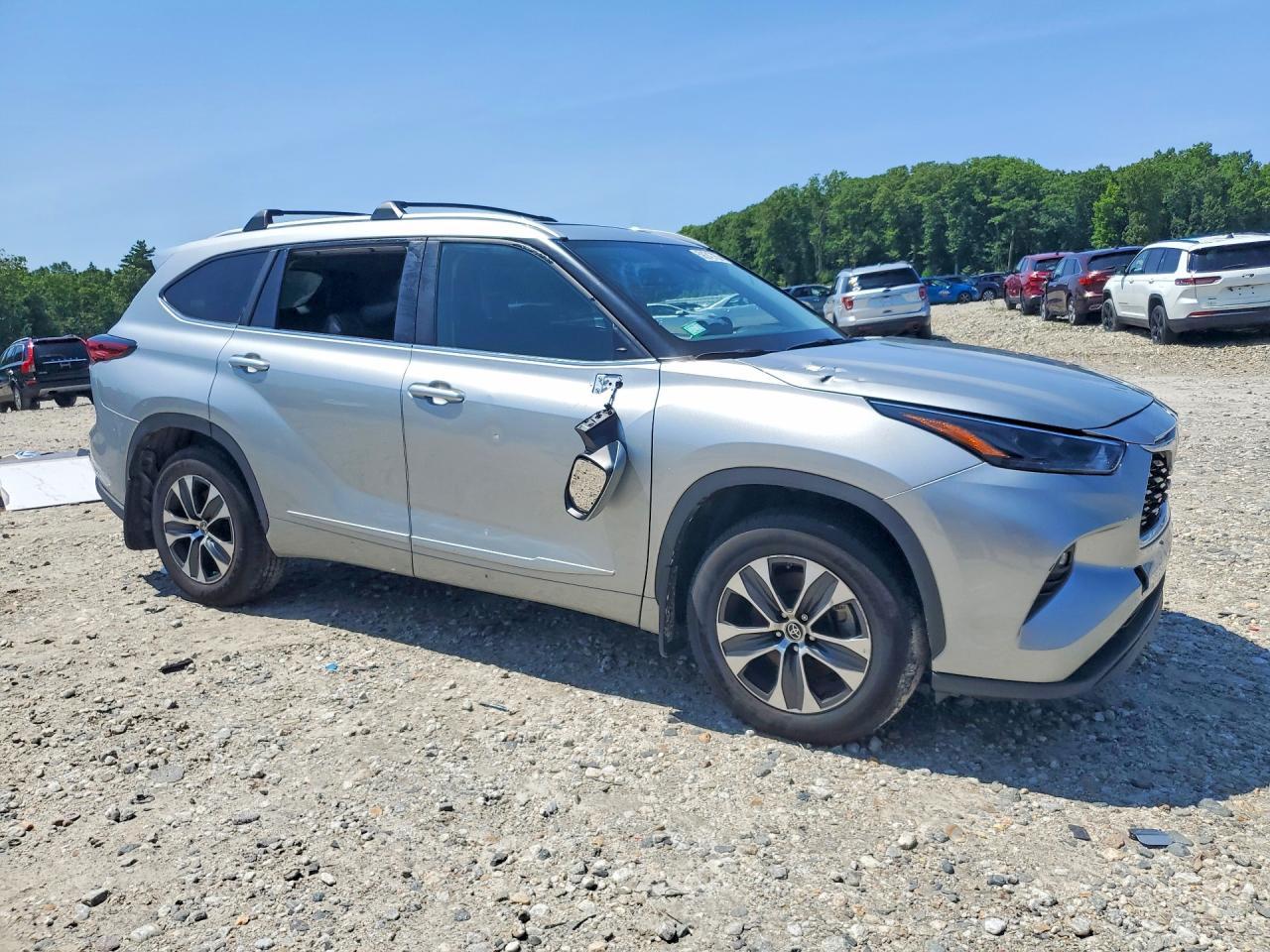 2023 Toyota Highlander Xle - zdjęcie 4