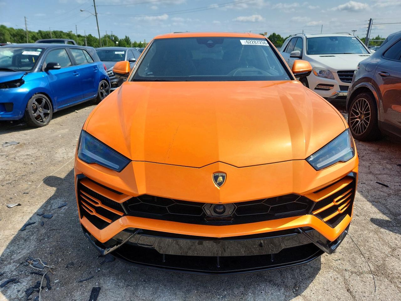2022 Lamborghini Urus - zdjęcie 5