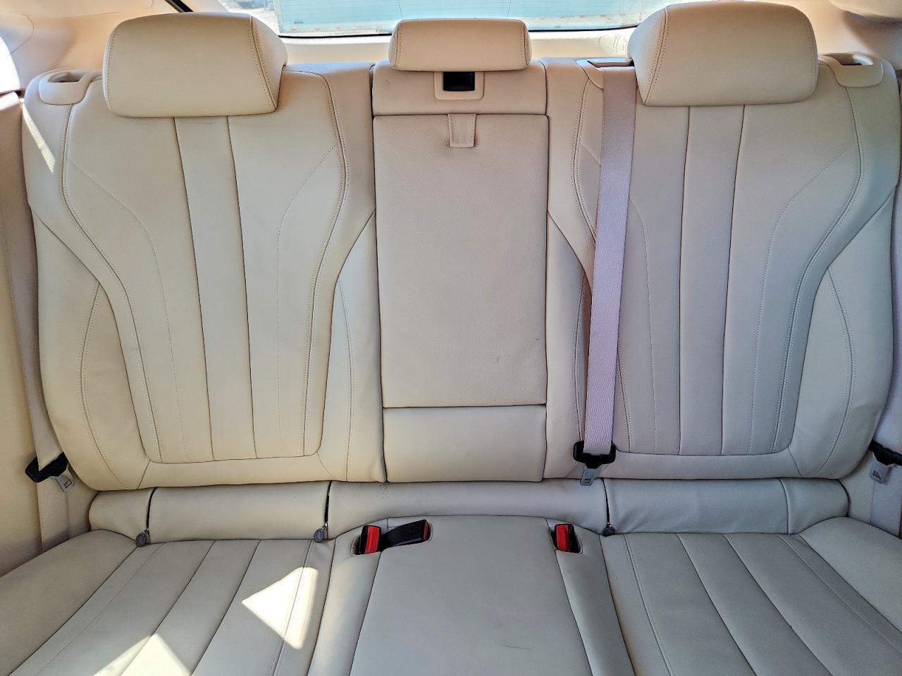 2015 BMW X6 xDrive35I - zdjęcie 10