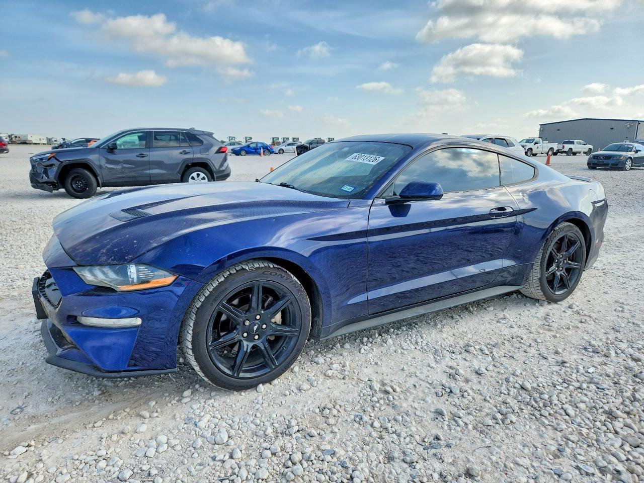2020 Ford Mustang - zdjęcie główne