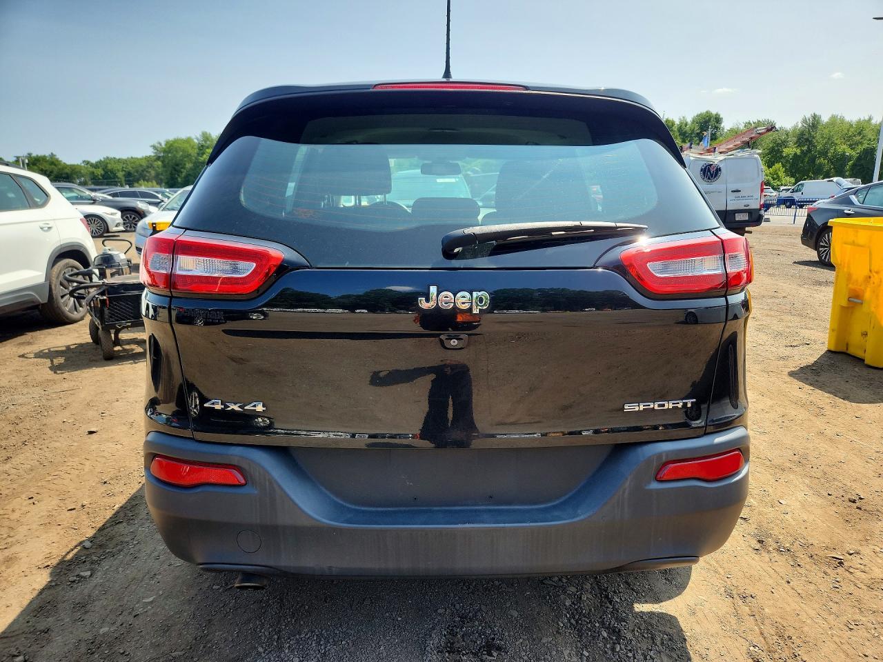 2014 Jeep Cherokee Sport - zdjęcie 6