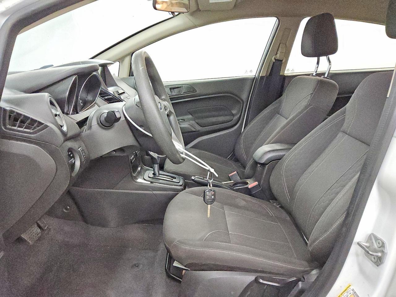 2019 Ford Fiesta Se - zdjęcie 7