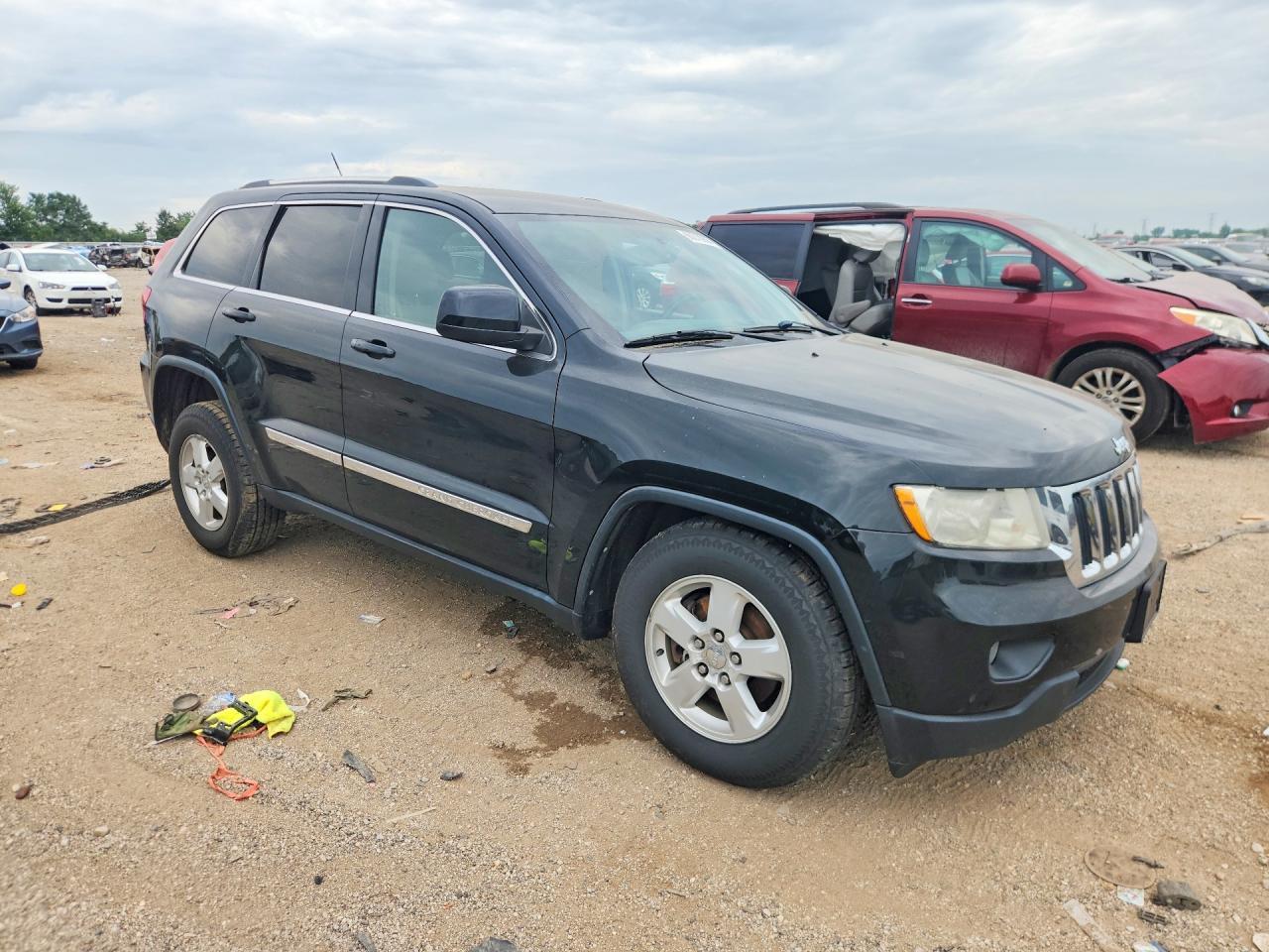 2013 Jeep Grand Cherokee Laredo - zdjęcie 4