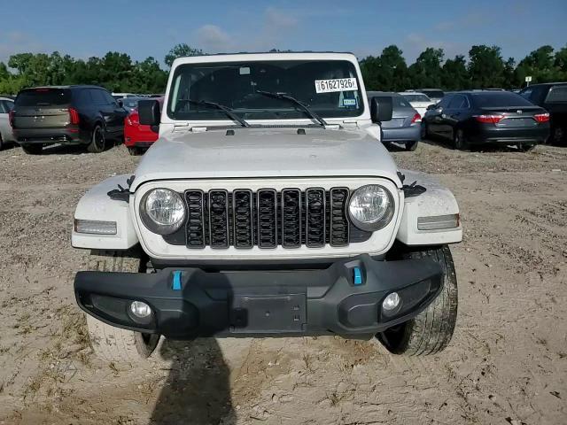 2024 Jeep Wrangler 4Xe - zdjęcie 15