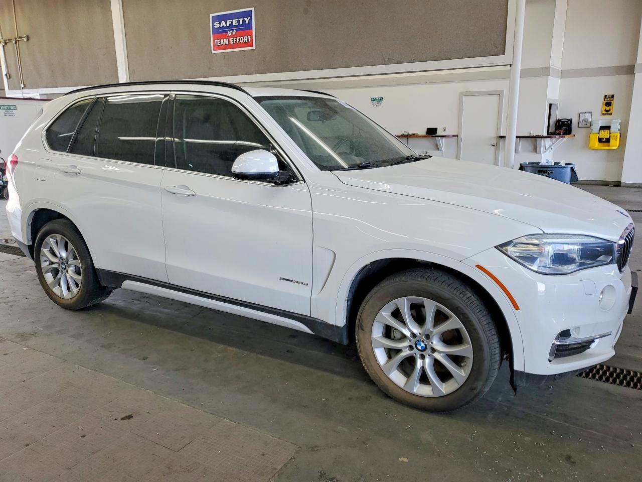 2015 BMW X5 xDrive35D - zdjęcie 4