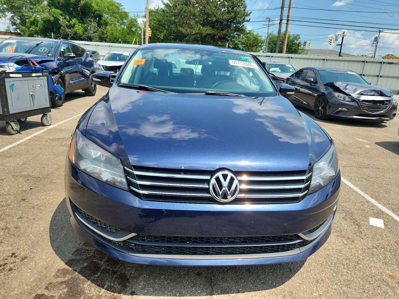 2014 Volkswagen Passat S - zdjęcie 5