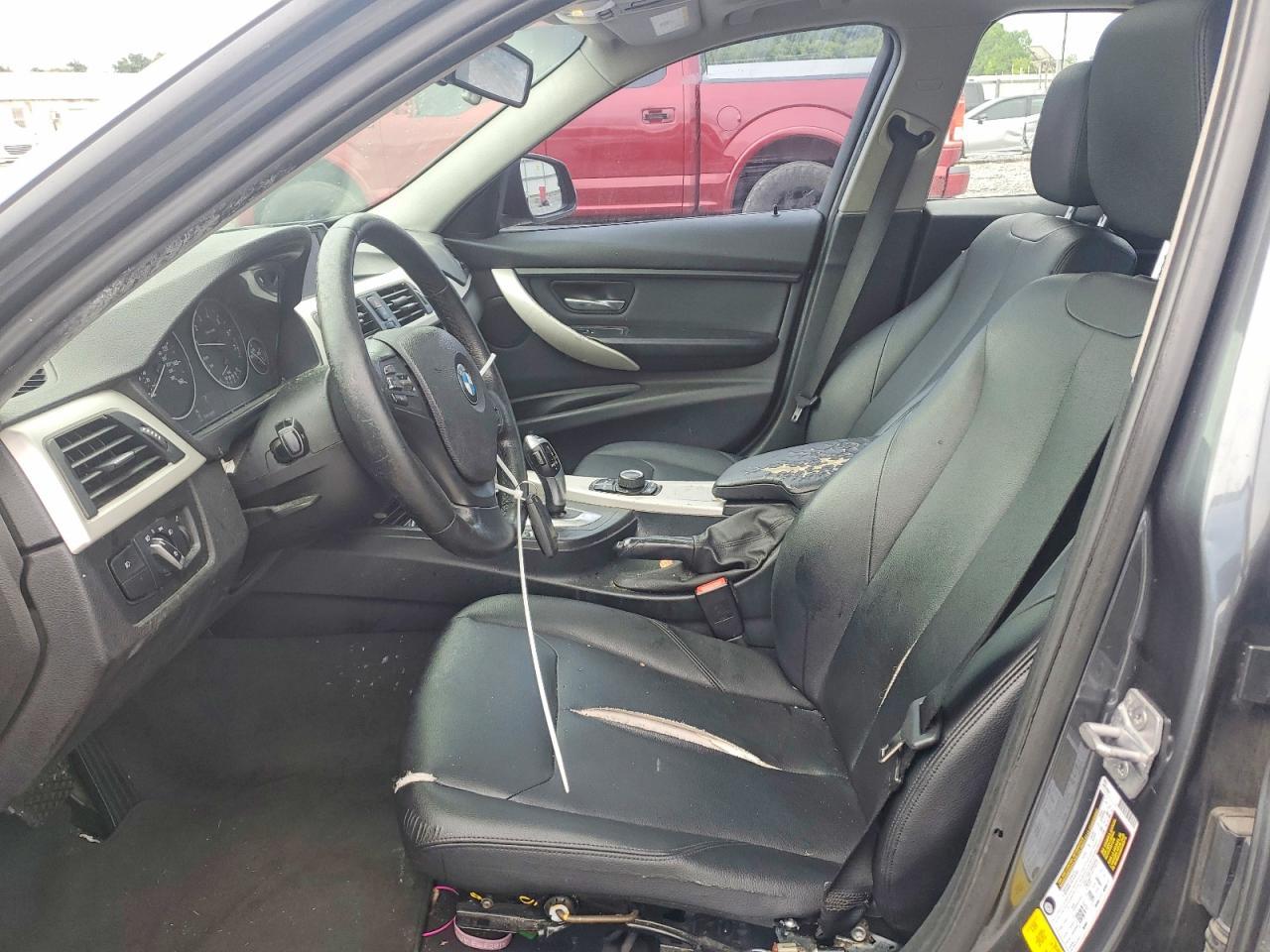 2016 BMW 320 I - zdjęcie 7