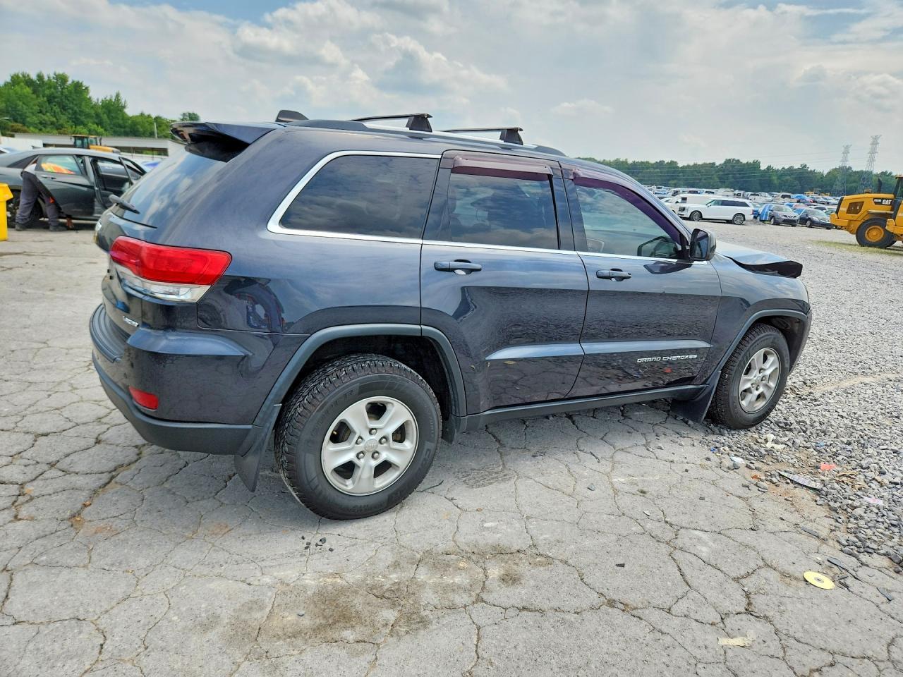 2016 Jeep Grand Cherokee Laredo - zdjęcie 3