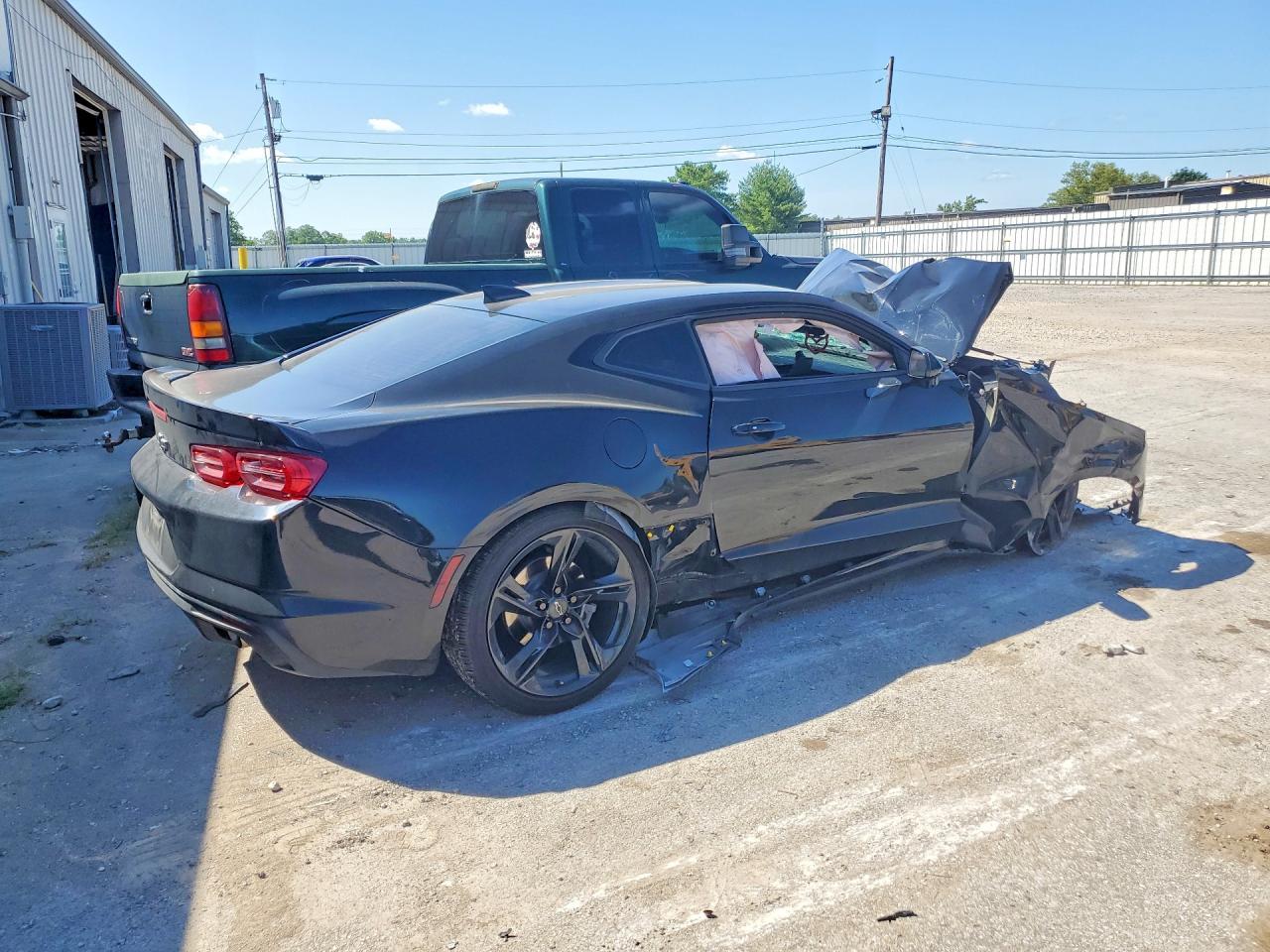 2024 Chevrolet Camaro Lt - zdjęcie 3