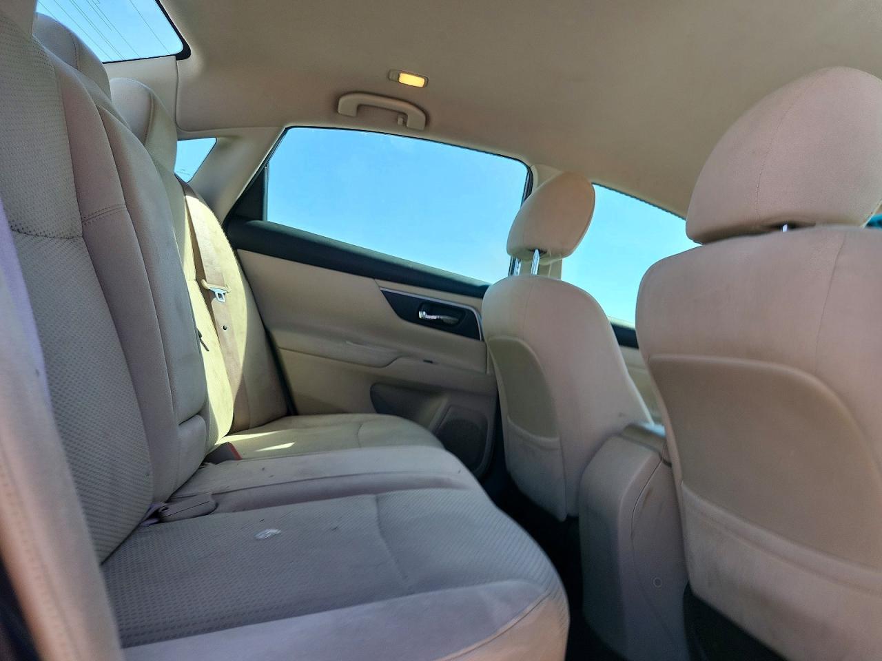 2015 Nissan Altima 2.5 S - zdjęcie 10