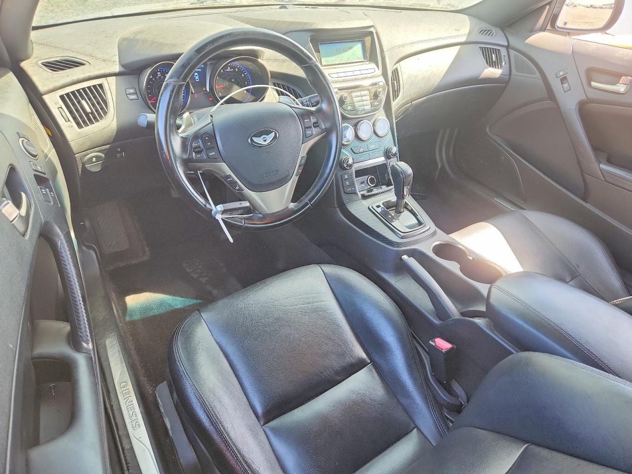 2014 Hyundai Genesis Coupe 2.0T - zdjęcie 8