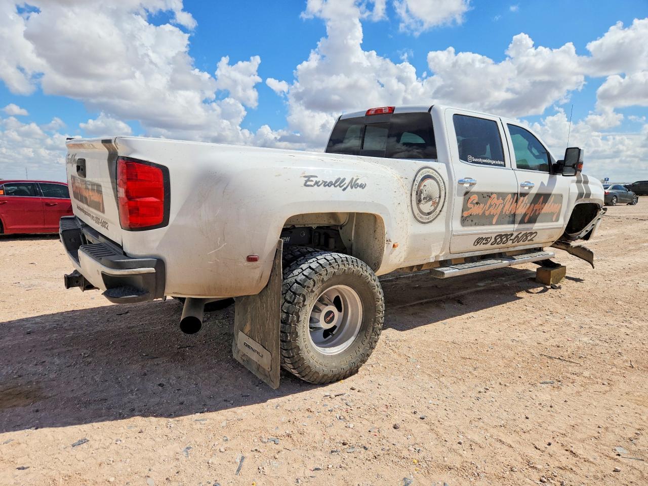 2015 GMC Sierra K3500 Denali - zdjęcie 3