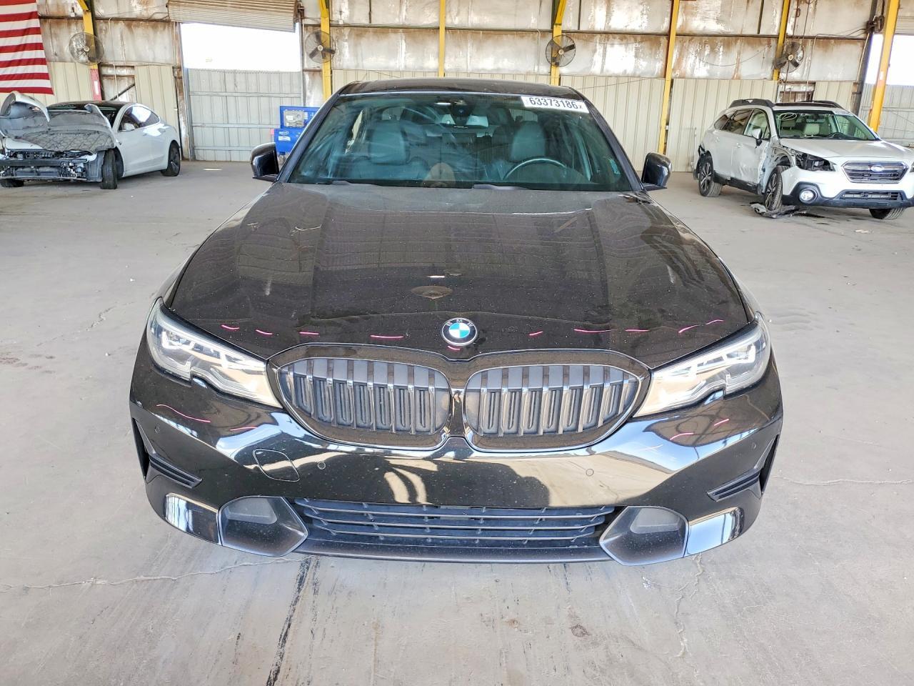 2019 BMW 330I - zdjęcie 5
