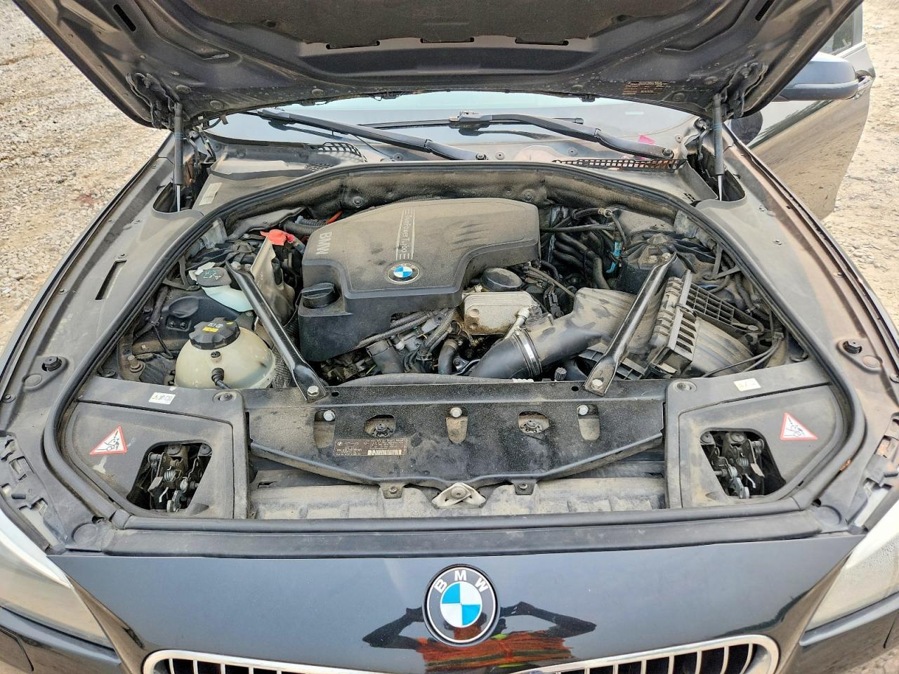 2015 BMW Seria 5 528i - zdjęcie 11
