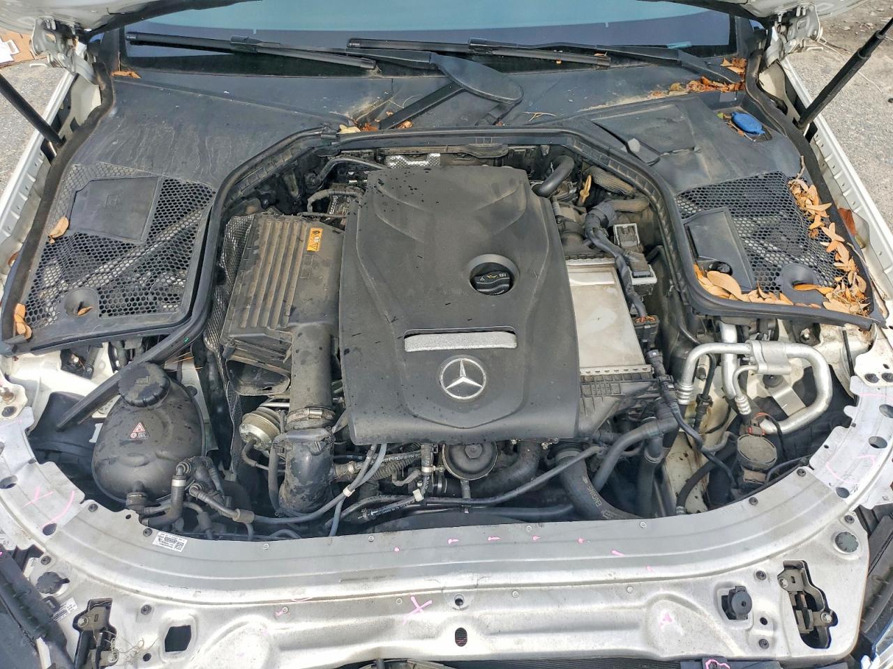 2017 Mercedes-Benz C 300 - zdjęcie 11