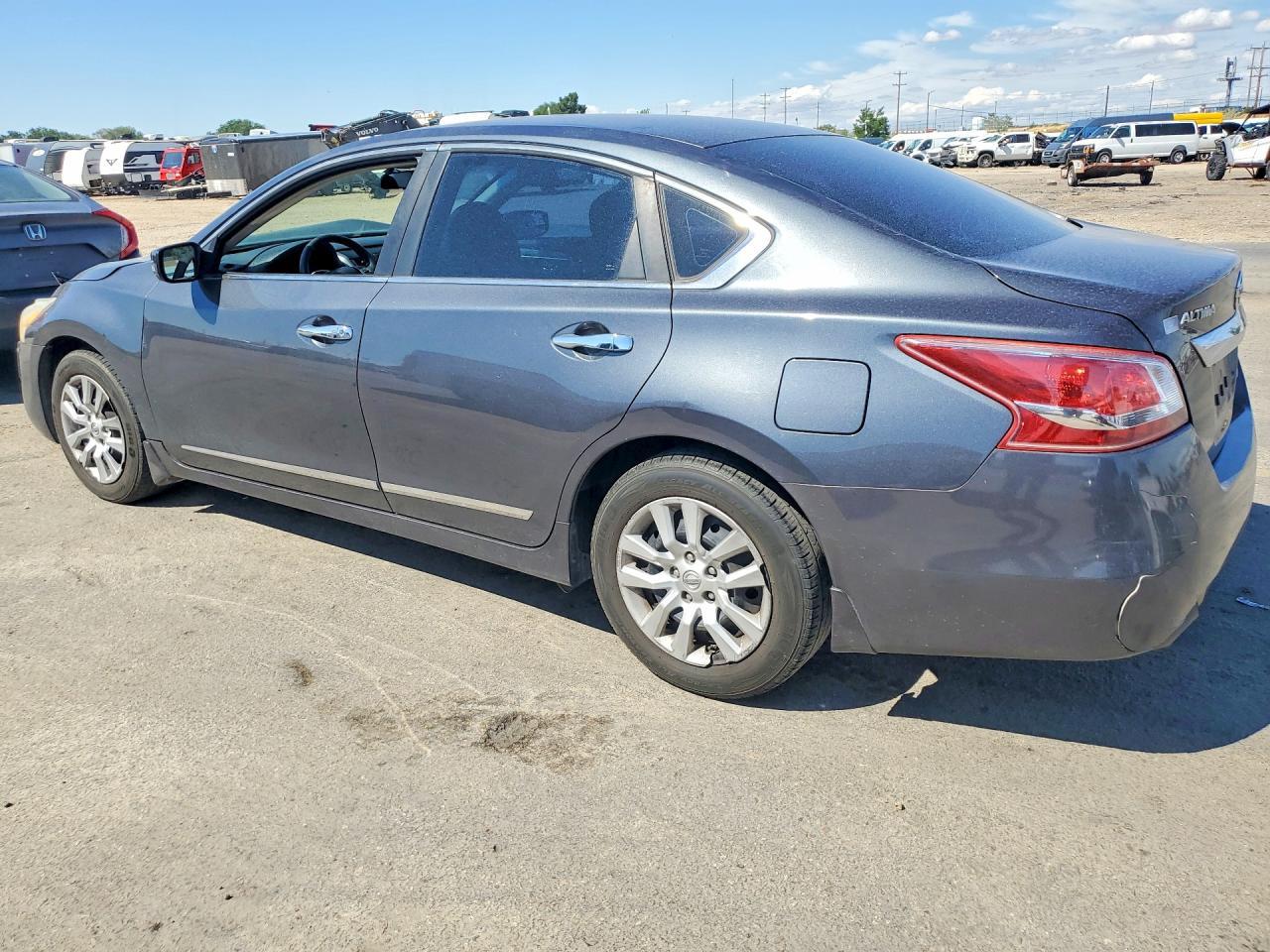 2013 Nissan Altima 2.5 - zdjęcie 2