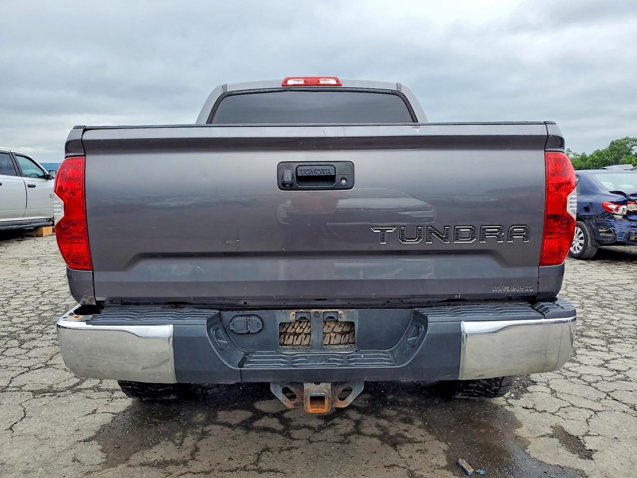 2014 Toyota Tundra Crewmax Sr5 - zdjęcie 6
