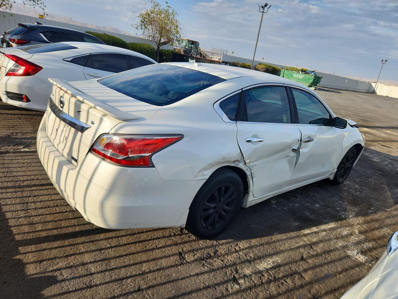 2015 Nissan Altima 2.5 S - zdjęcie 3