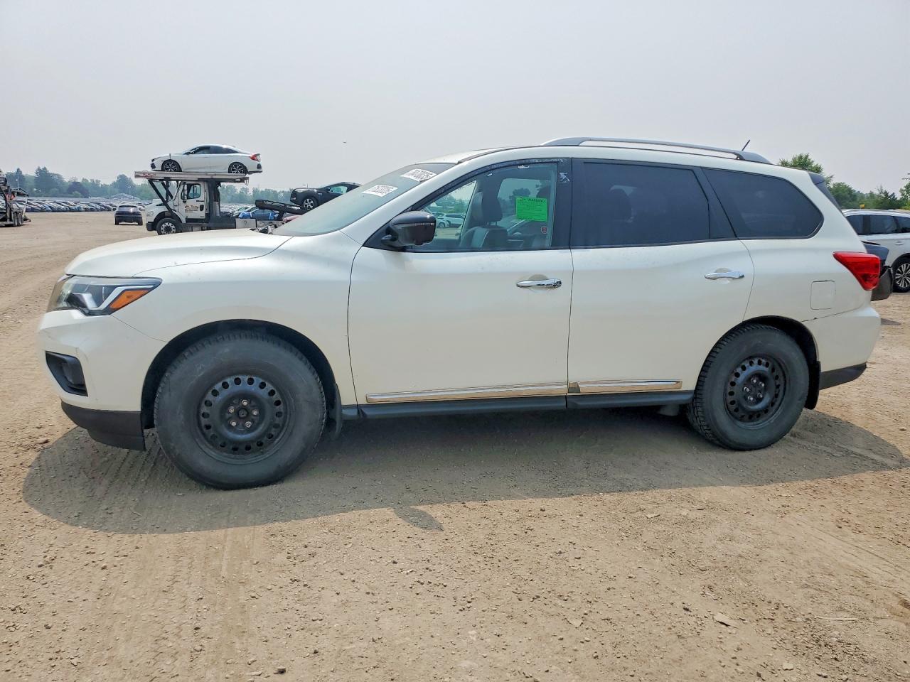 2017 Nissan Pathfinder S - zdjęcie główne