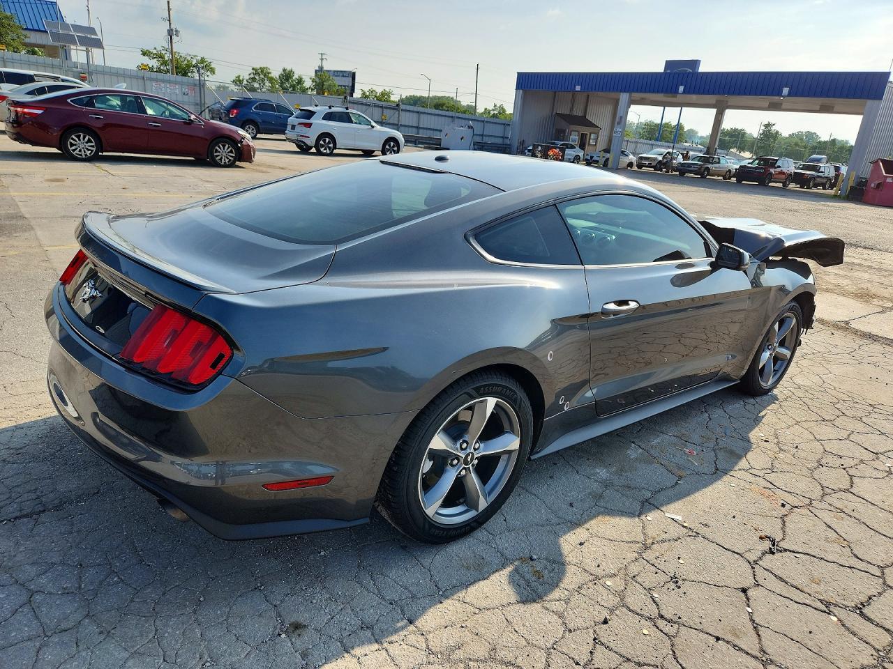 2017 Ford Mustang - zdjęcie 3