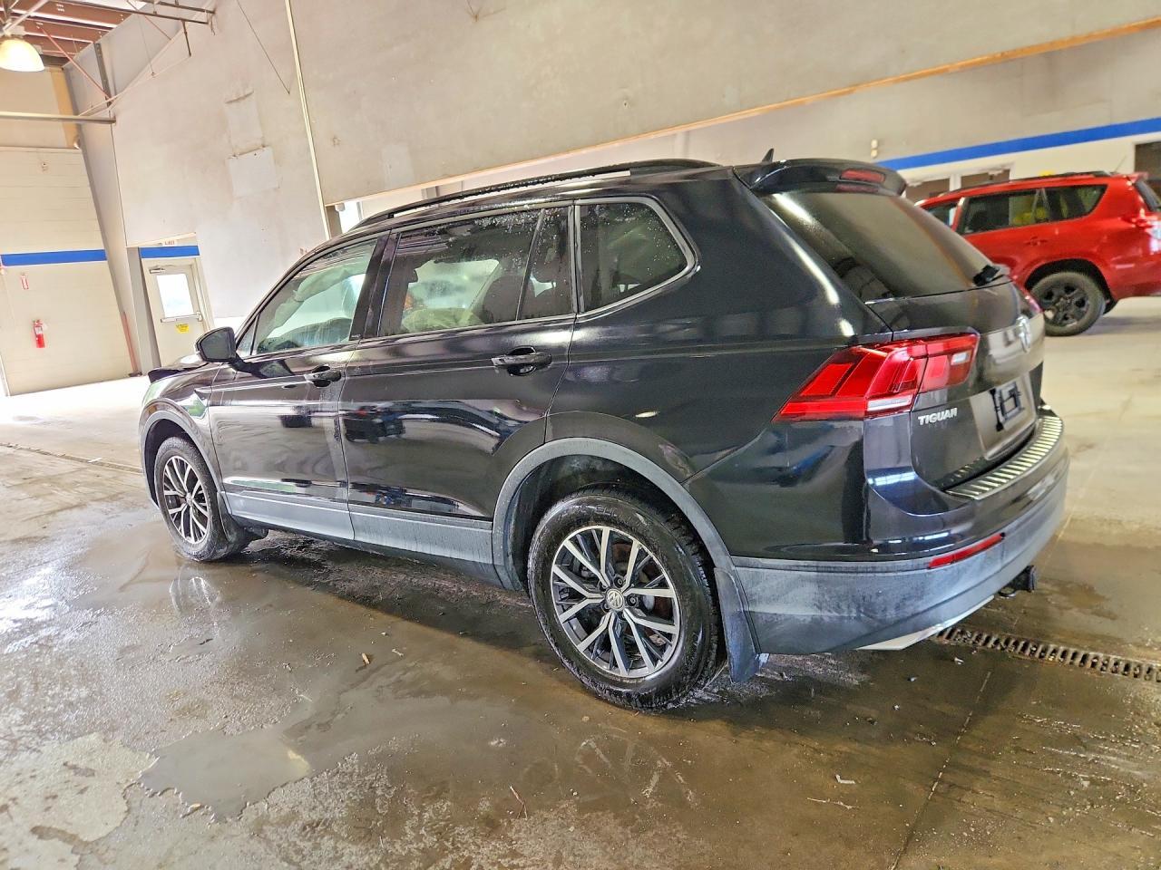 2021 Volkswagen Tiguan S - zdjęcie 2