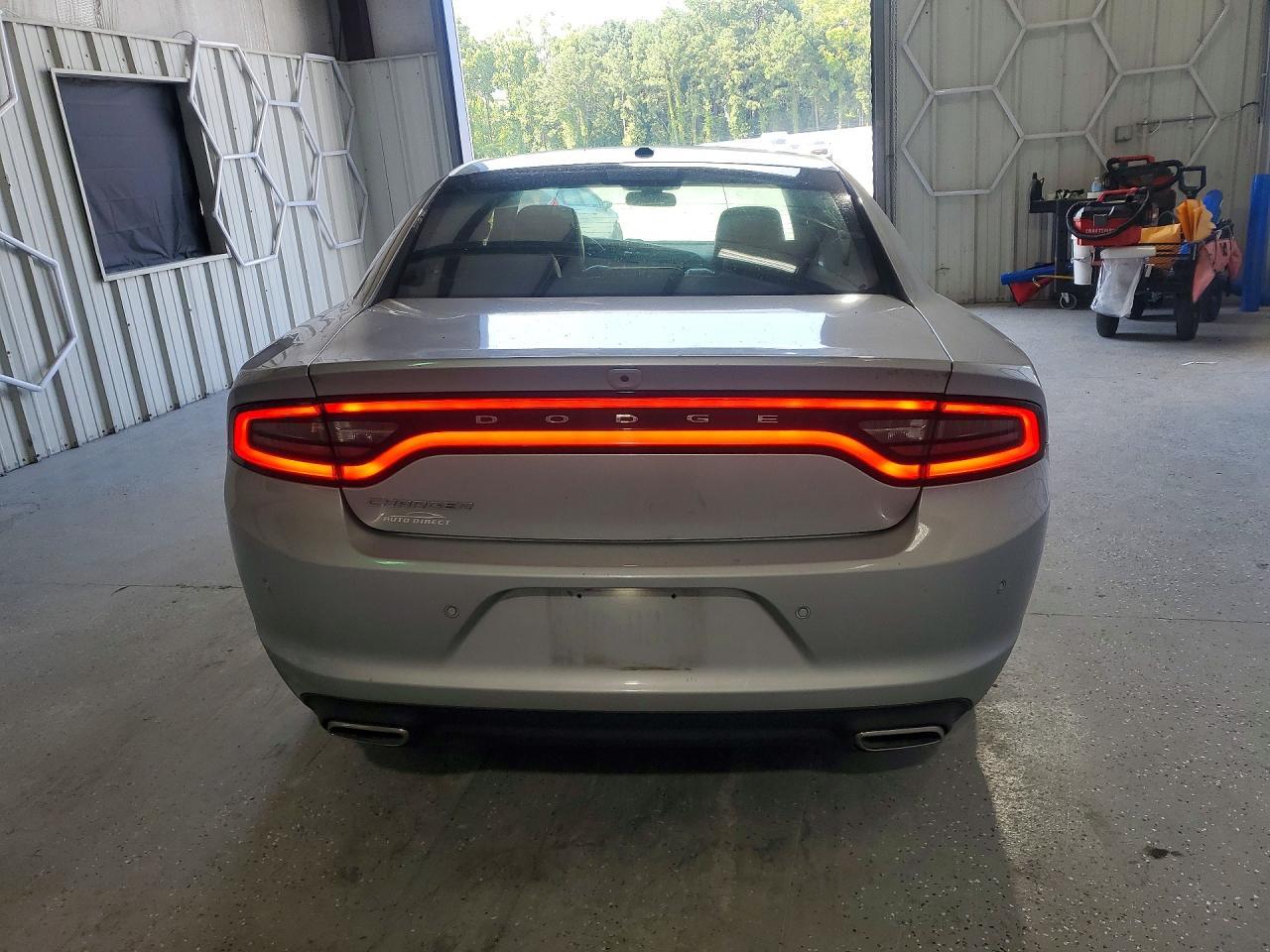 2022 Dodge Charger Sxt - zdjęcie 6