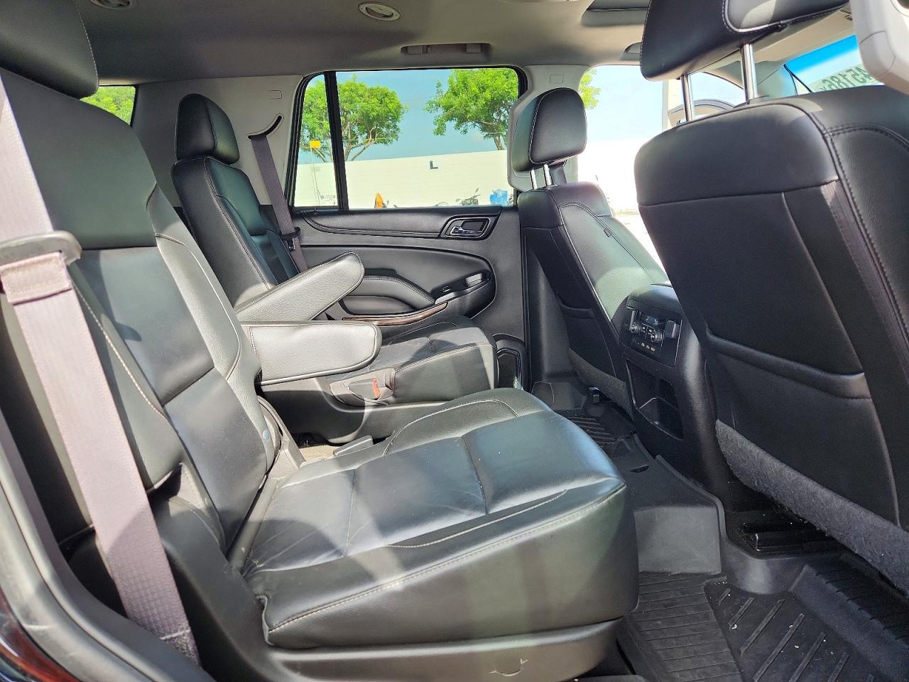 2017 Chevrolet Tahoe C1500 Lt - zdjęcie 11