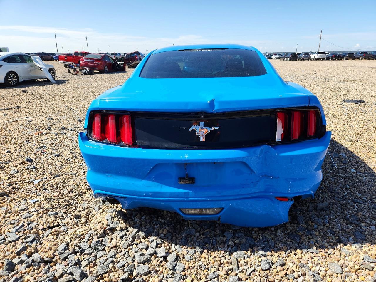 2017 Ford Mustang - zdjęcie 6