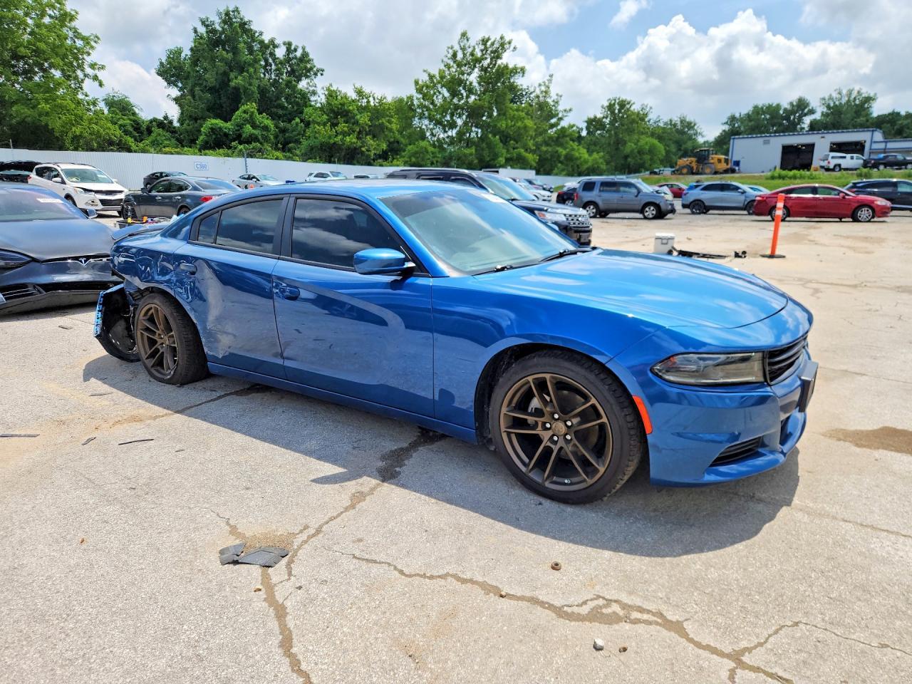 2022 Dodge Charger Sxt - zdjęcie 4