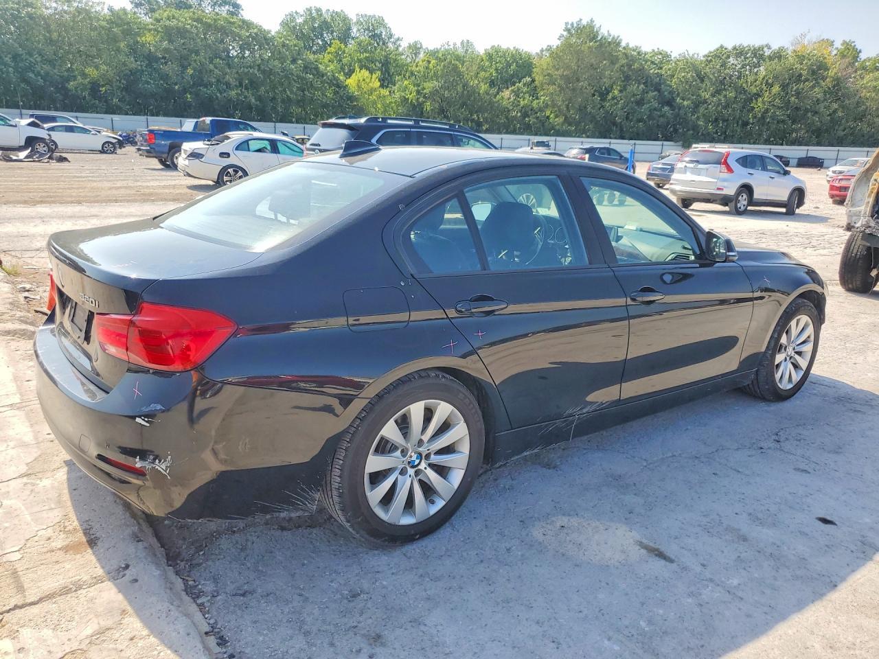 2018 BMW Seria 3 320i - zdjęcie 3