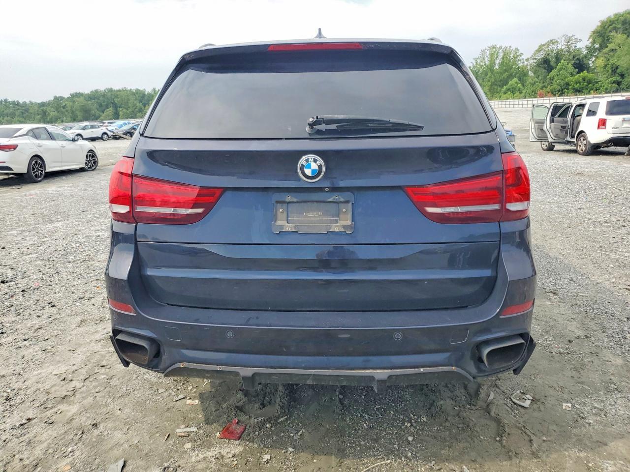 2015 BMW X5 xDrive50I - zdjęcie 6
