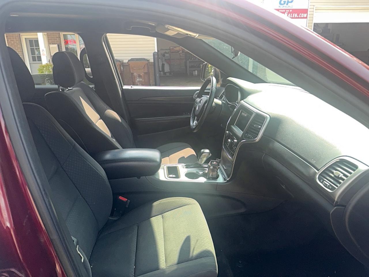 2018 Jeep Grand Cherokee Laredo - zdjęcie 5