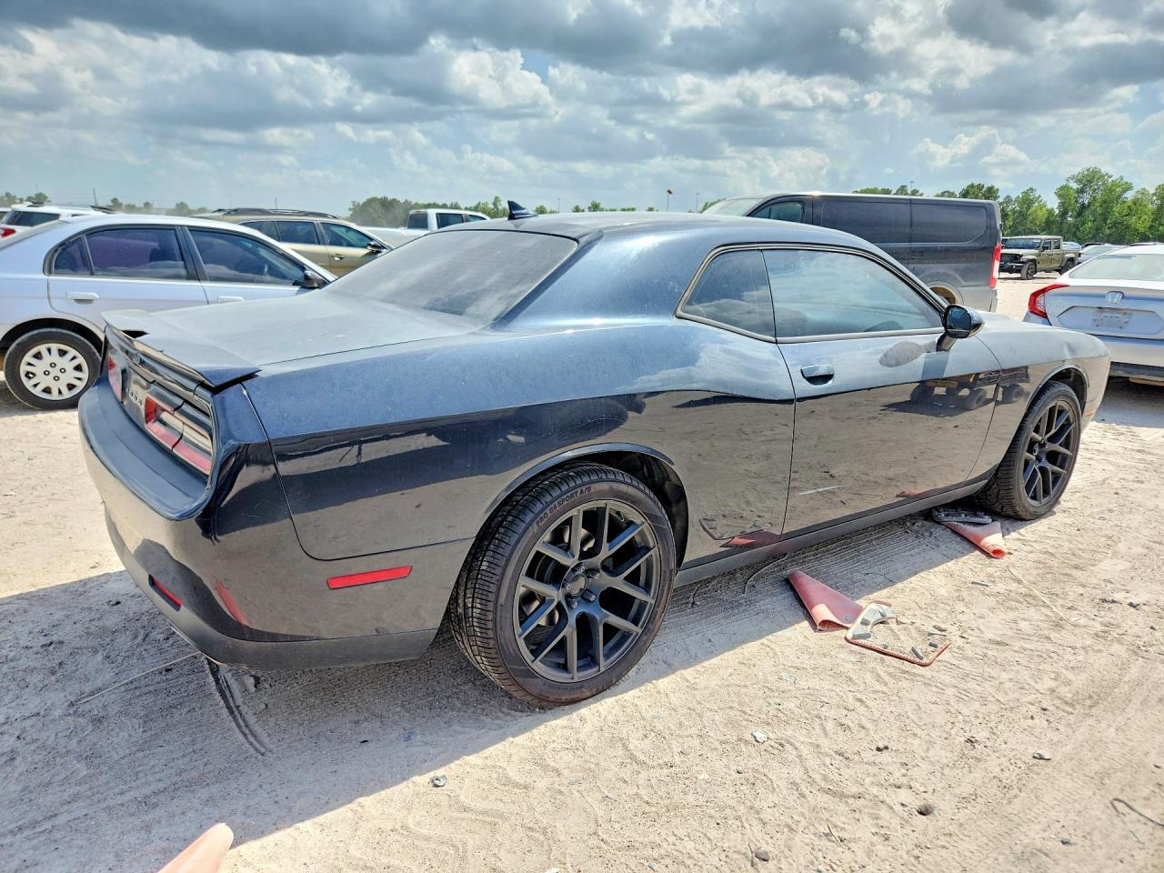 2016 Dodge Challenger Sxt - zdjęcie 3