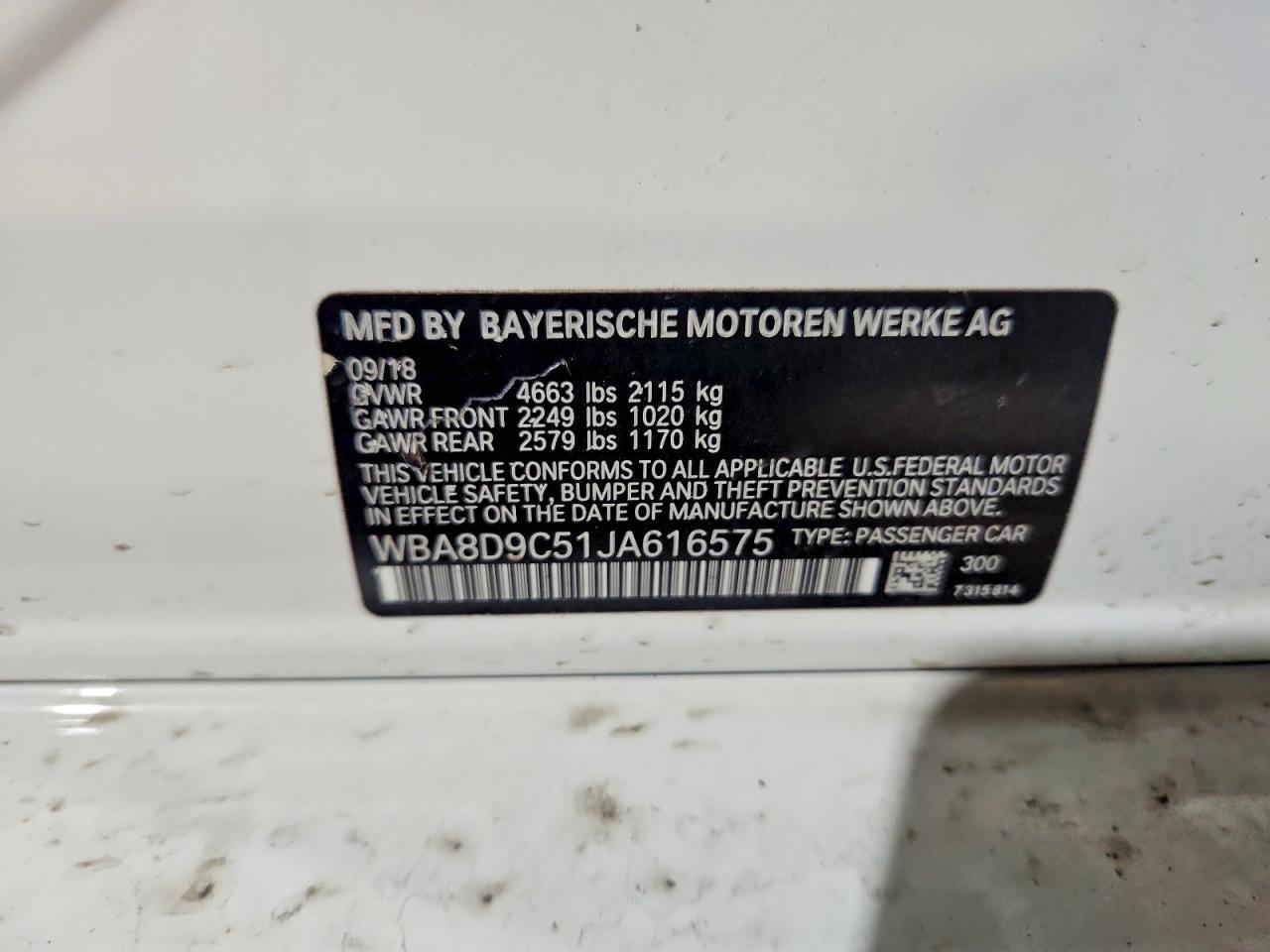 2018 BMW 330 Xi - zdjęcie 12
