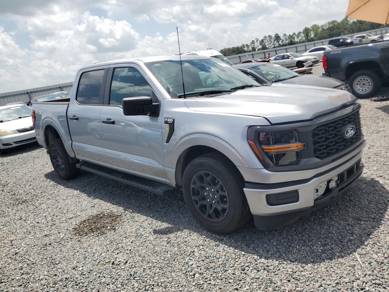 2025 Ford F150 Stx - zdjęcie 4