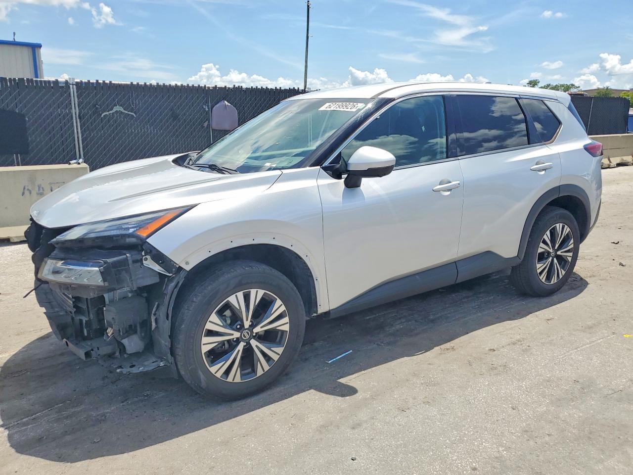 2021 Nissan Rogue Sv - zdjęcie główne